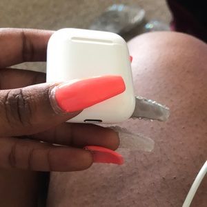 AirPods W/ Charging Case